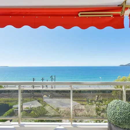 2-br Sea View Private Parking Walk To Beaches * Канны