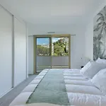 2-br Sea View Private Parking Walk To Beaches Lägenhet *