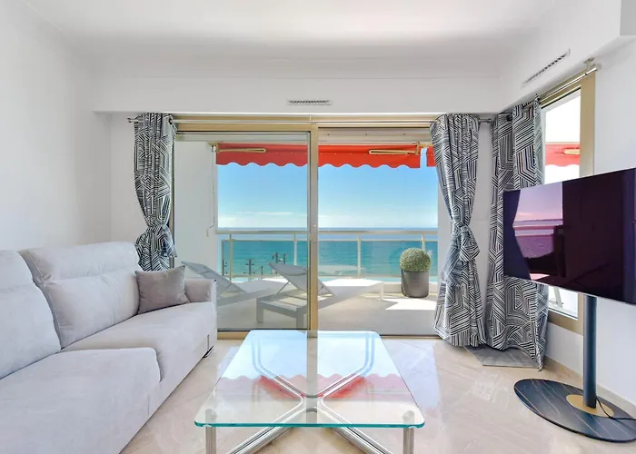 2-br Sea View Private Parking Walk To Beaches Cannes